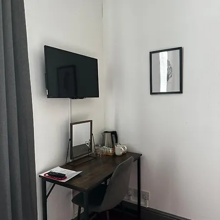 ホテル The Derby 2*