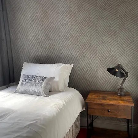 The Derby Ξενοδοχείο 2*