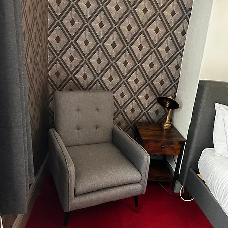 The Derby Hotel